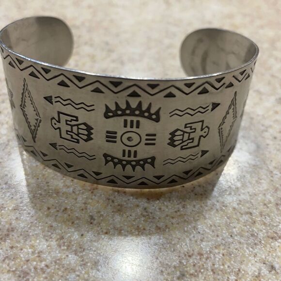 Jewelry - 𝅺boho Bangle Japan Made